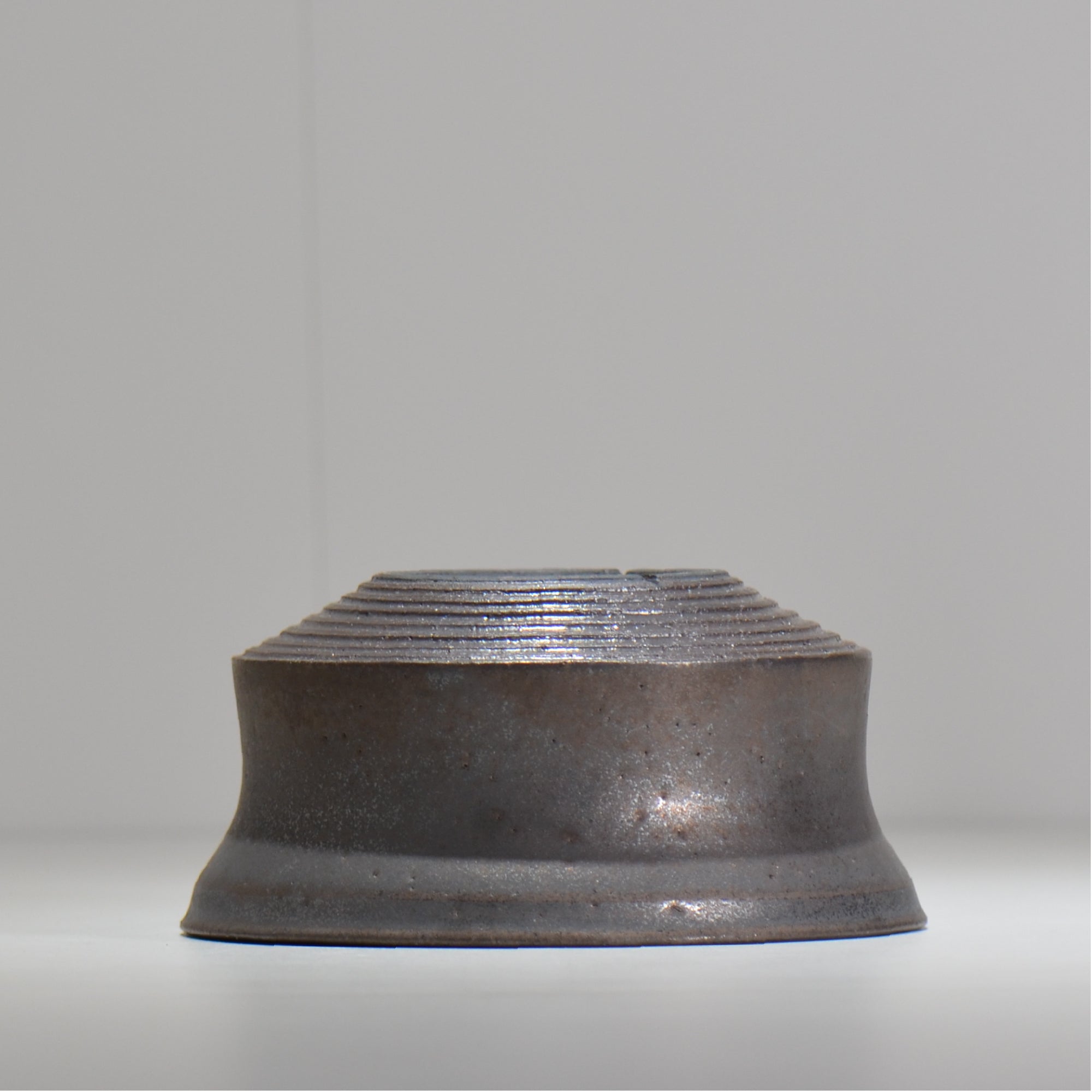 HACHILABO / UNIQUE POT 02 / XL / 約 φ19.2cm / 植木鉢