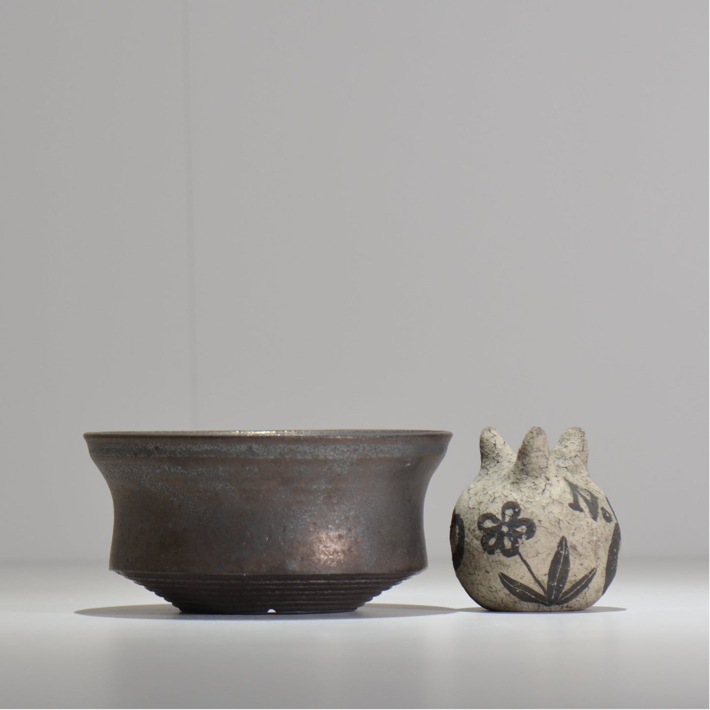 HACHILABO / UNIQUE POT 02 / XL / 約 φ19.2cm / 植木鉢