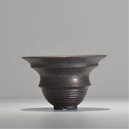 HACHILABO / UNIQUE POT 03 / L / 約 φ16.7cm / 植木鉢