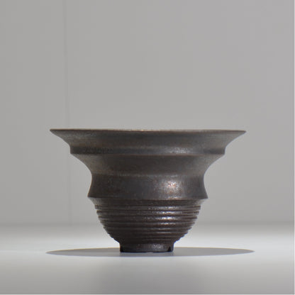 HACHILABO / UNIQUE POT 03 / L / 約 φ16.7cm / 植木鉢