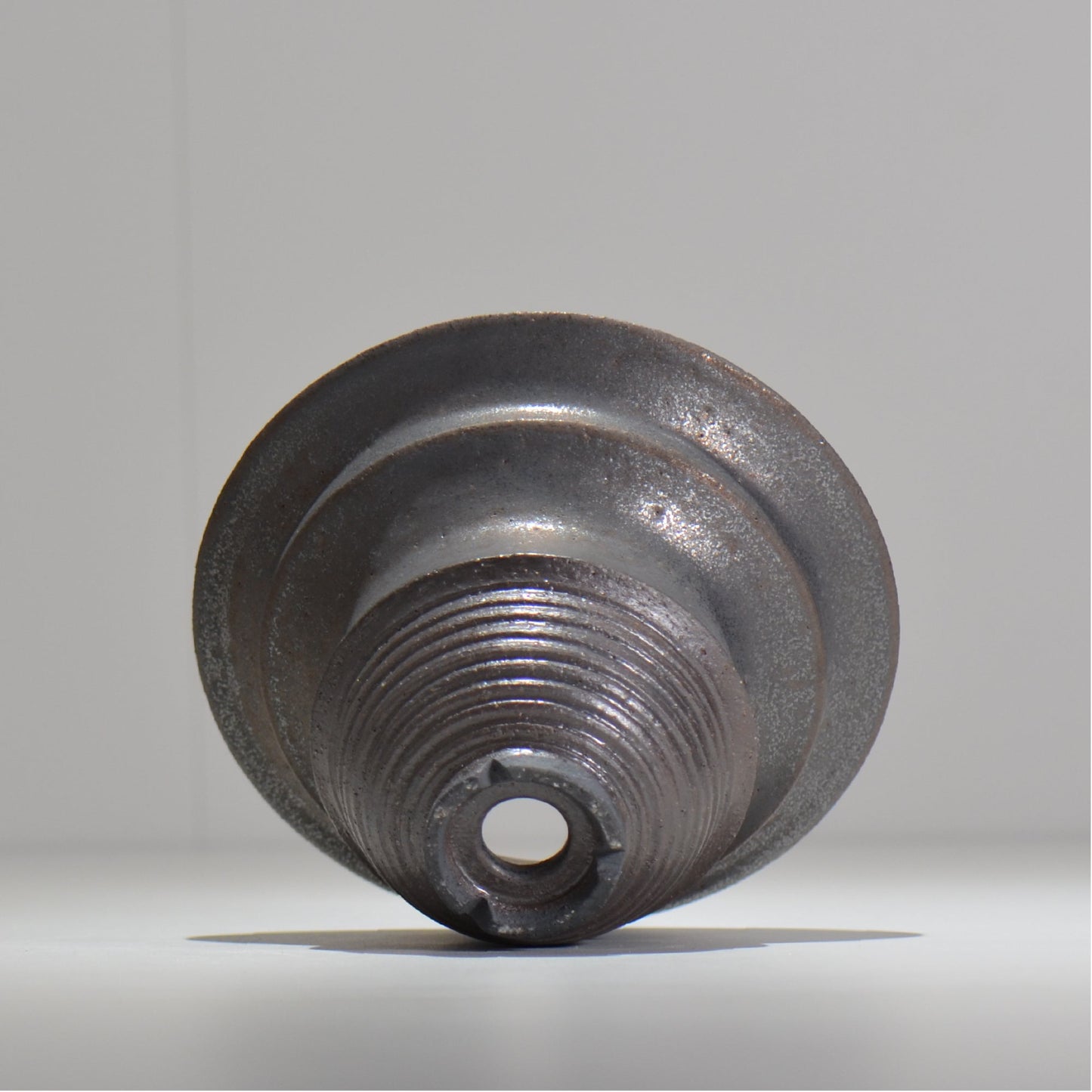 HACHILABO / UNIQUE POT 03 / L / 約 φ16.7cm / 植木鉢