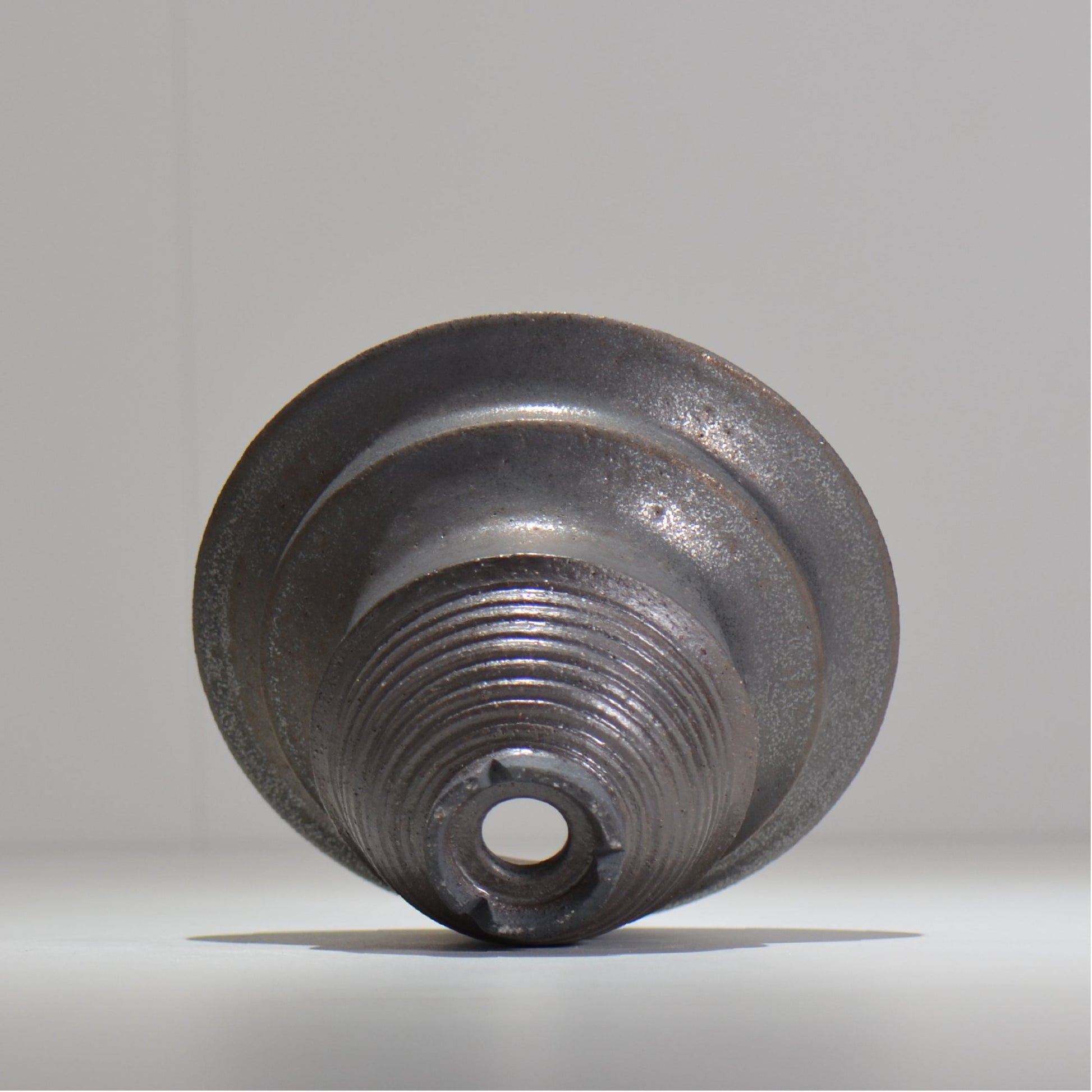 HACHILABO / UNIQUE POT 03 / L / 約 φ16.7cm / 植木鉢