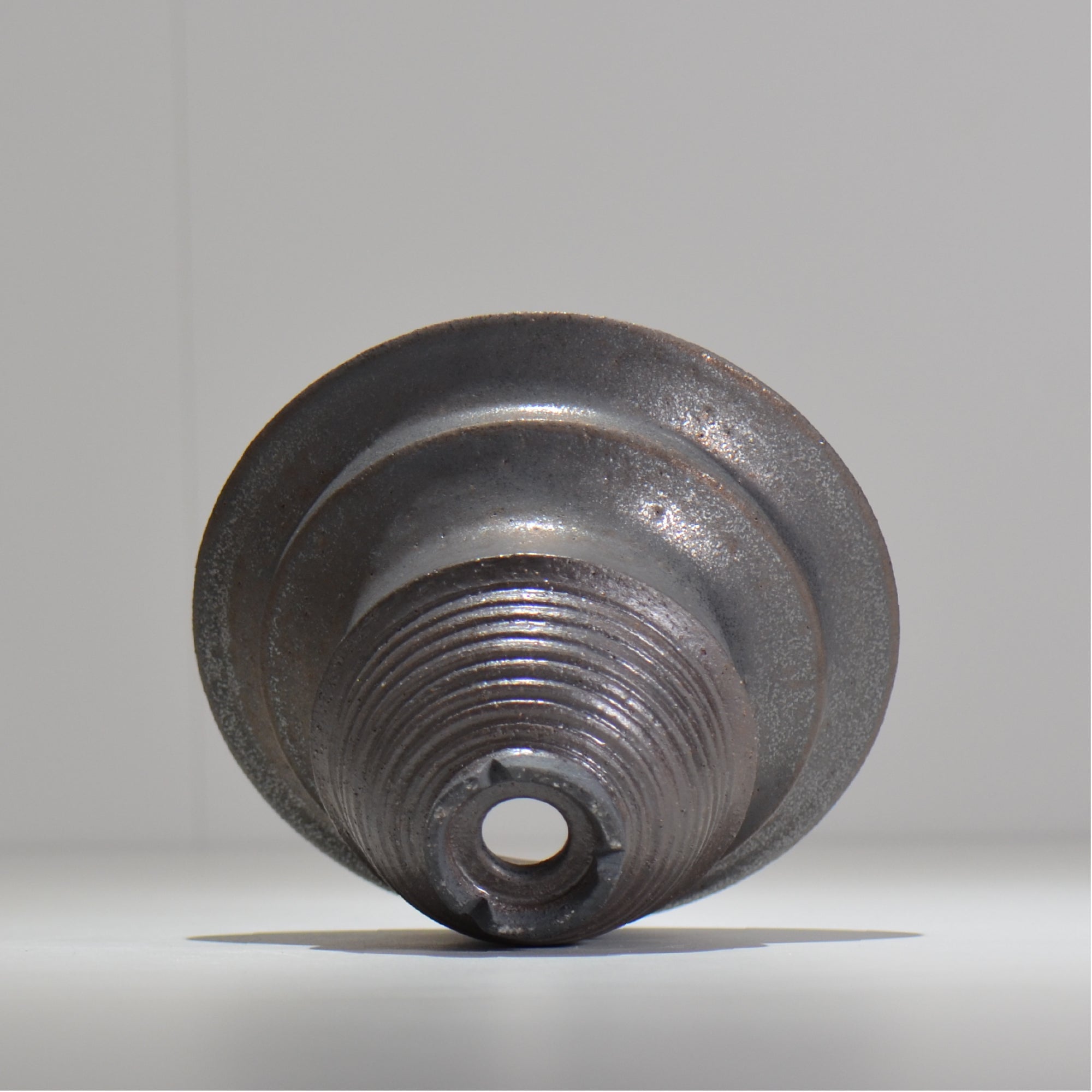 HACHILABO / UNIQUE POT 03 / L / 約 φ16.7cm / 植木鉢