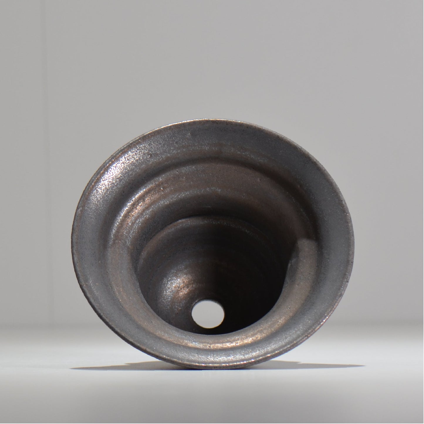 HACHILABO / UNIQUE POT 03 / L / 約 φ16.7cm / 植木鉢