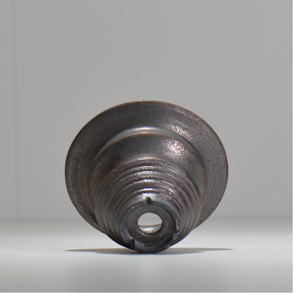 HACHILABO / UNIQUE POT03 / S / 約 φ11.7cm / 植木鉢