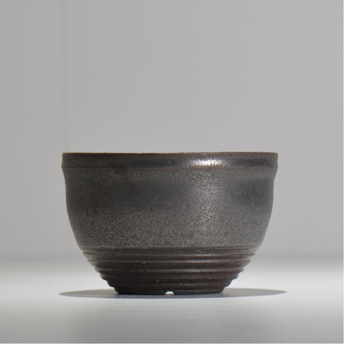 HACHILABO / UNIQUE POT 04 / L / 約 φ14cm / 植木鉢