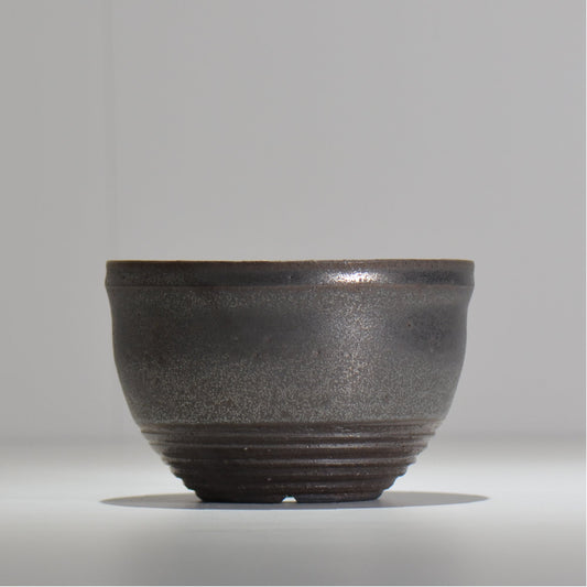 HACHILABO / UNIQUE POT 04 / L / 約 φ14cm / 植木鉢