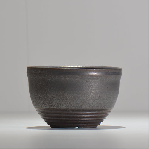 HACHILABO / UNIQUE POT 04 / L / 約 φ14cm / 植木鉢