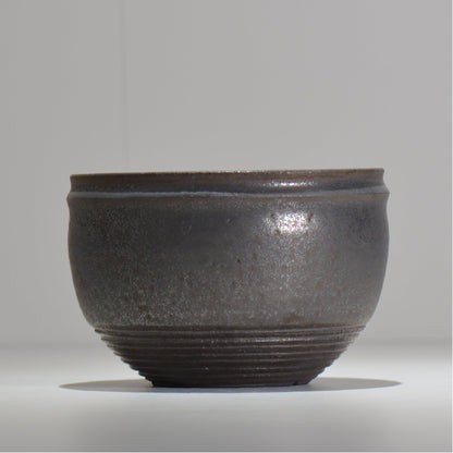 HACHILABO / UNIQUE POT 04 / XL / 約 φ17cm / 植木鉢