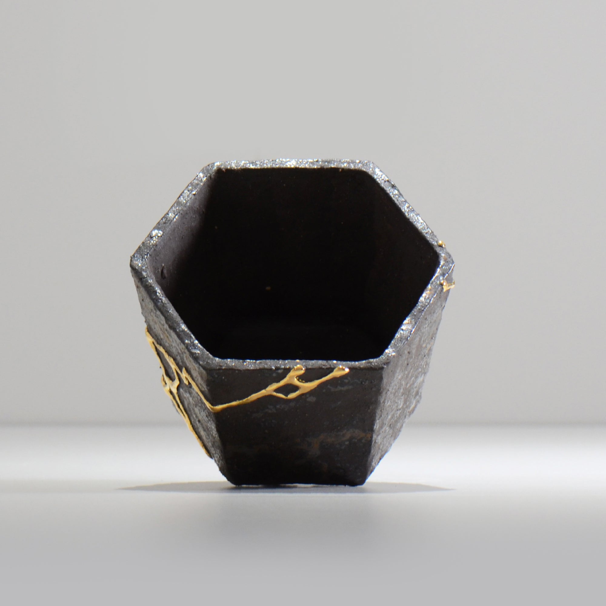 キタマクラ研究所 / Vernacular_10_s / 約 φ11.5cm / 植木鉢