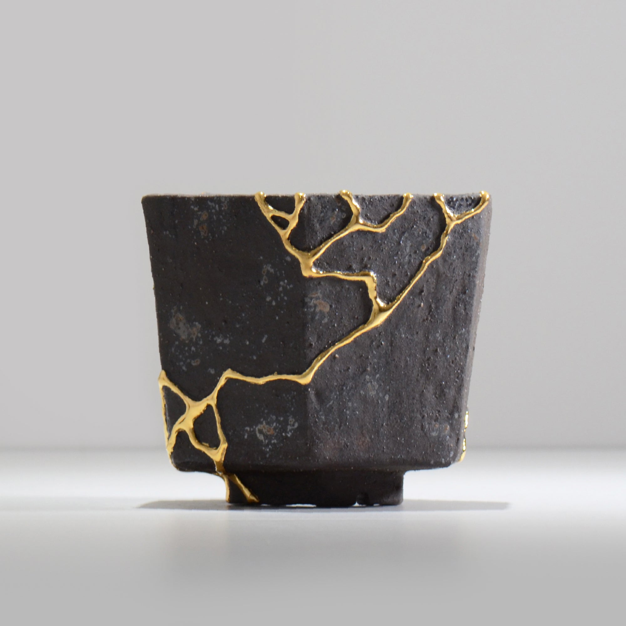 キタマクラ研究所 / Vernacular_12_m / 約 φ13.5cm / 植木鉢