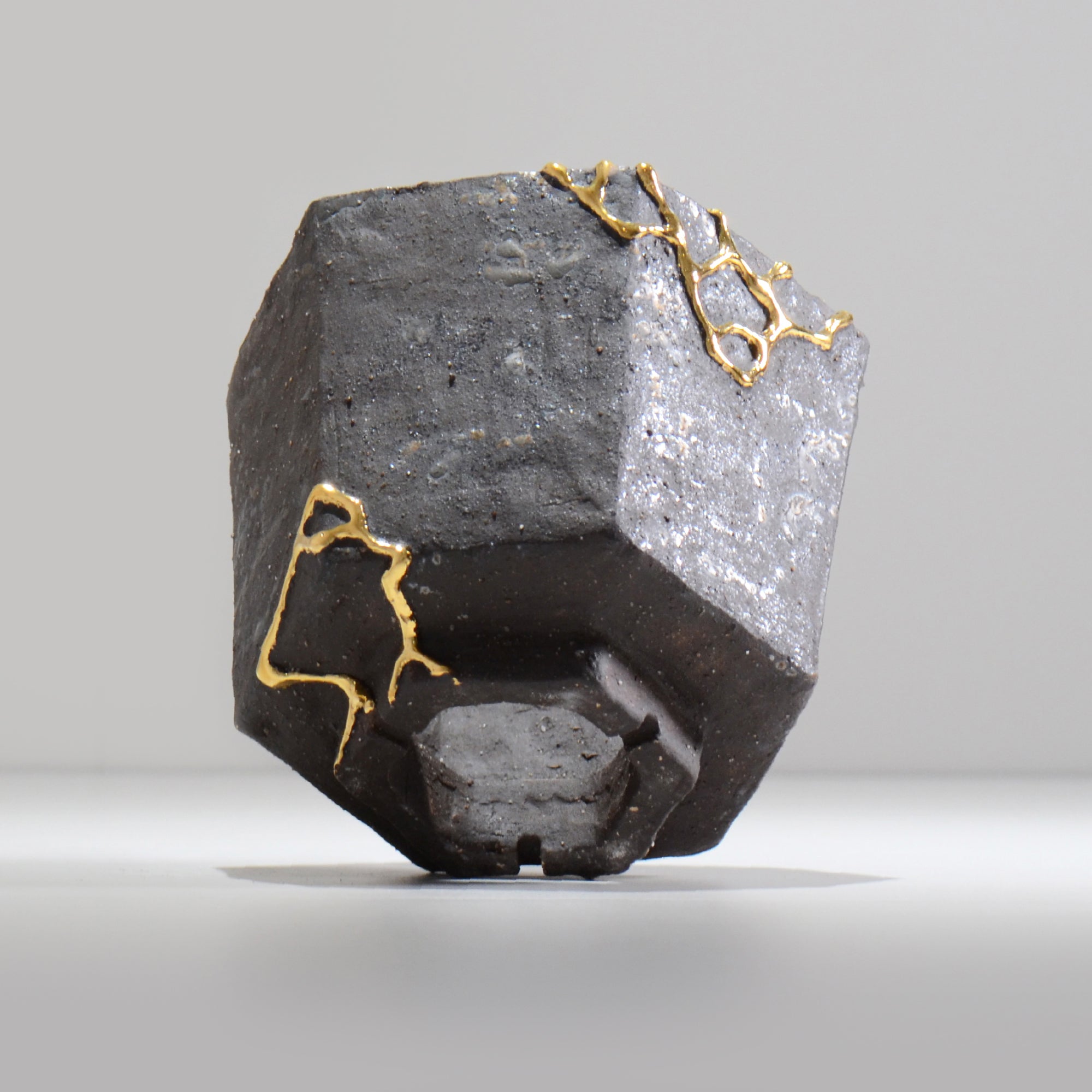キタマクラ研究所 / Vernacular_013_m / 約 φ13.5cm / 植木鉢
