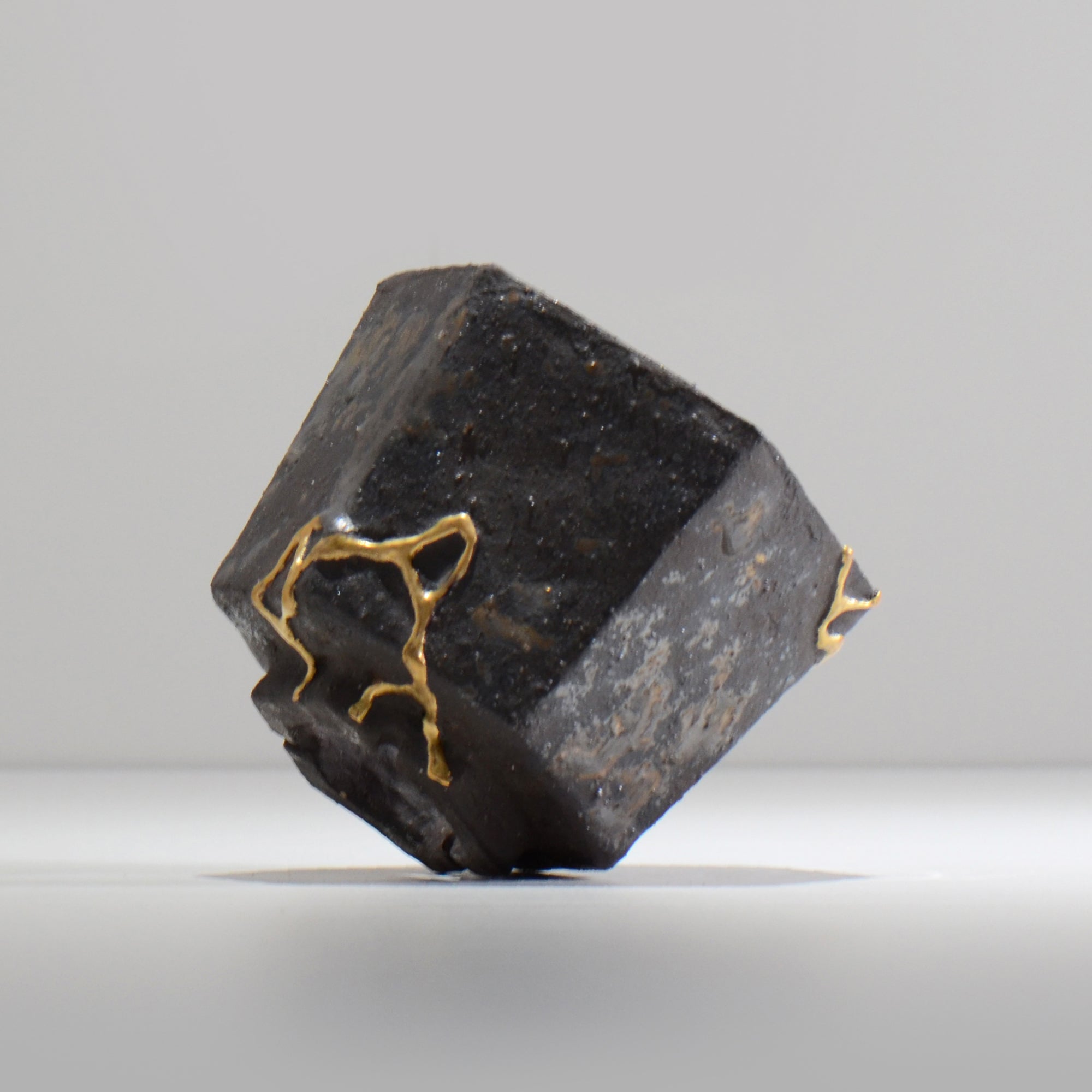 キタマクラ研究所 / Vernacular_m_014_s / 約 φ11cm / 植木鉢