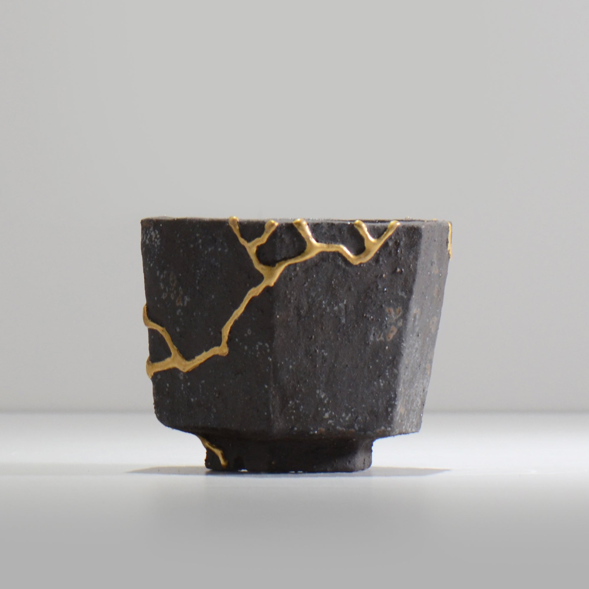 キタマクラ研究所 / Vernacular_m_015_s / 約 φ11cm / 植木鉢