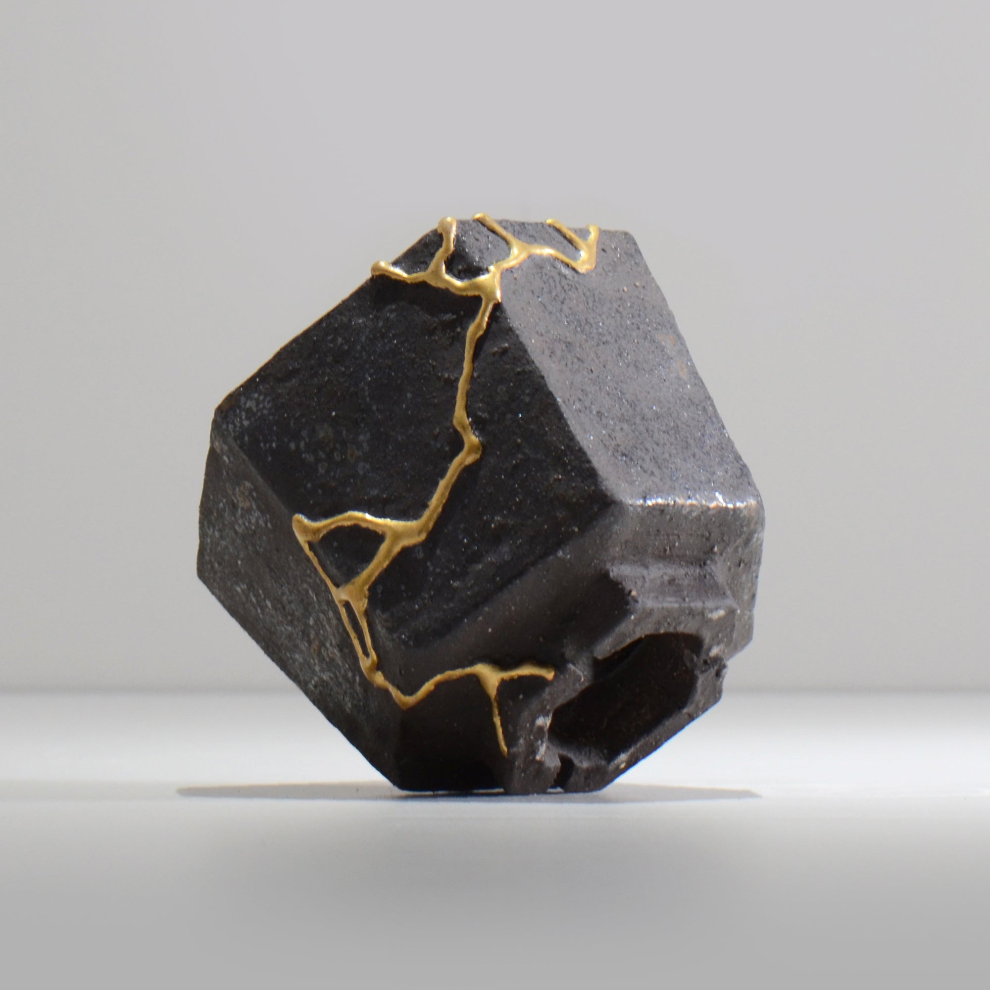 キタマクラ研究所 / Vernacular_m_015_s / 約 φ11cm / 植木鉢