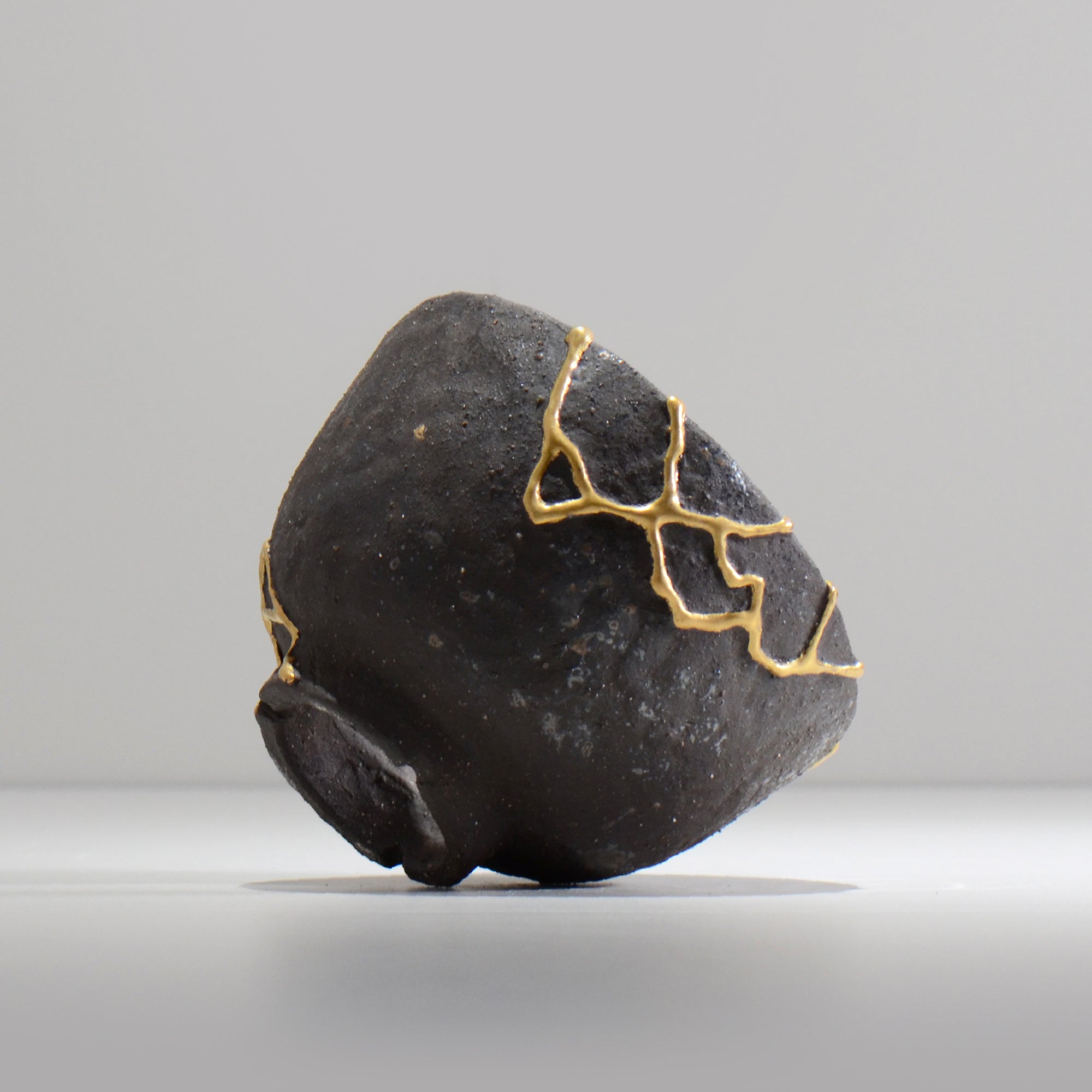 キタマクラ研究所 / Vernacular_m_016_s / 約 φ13.5cm / 植木鉢