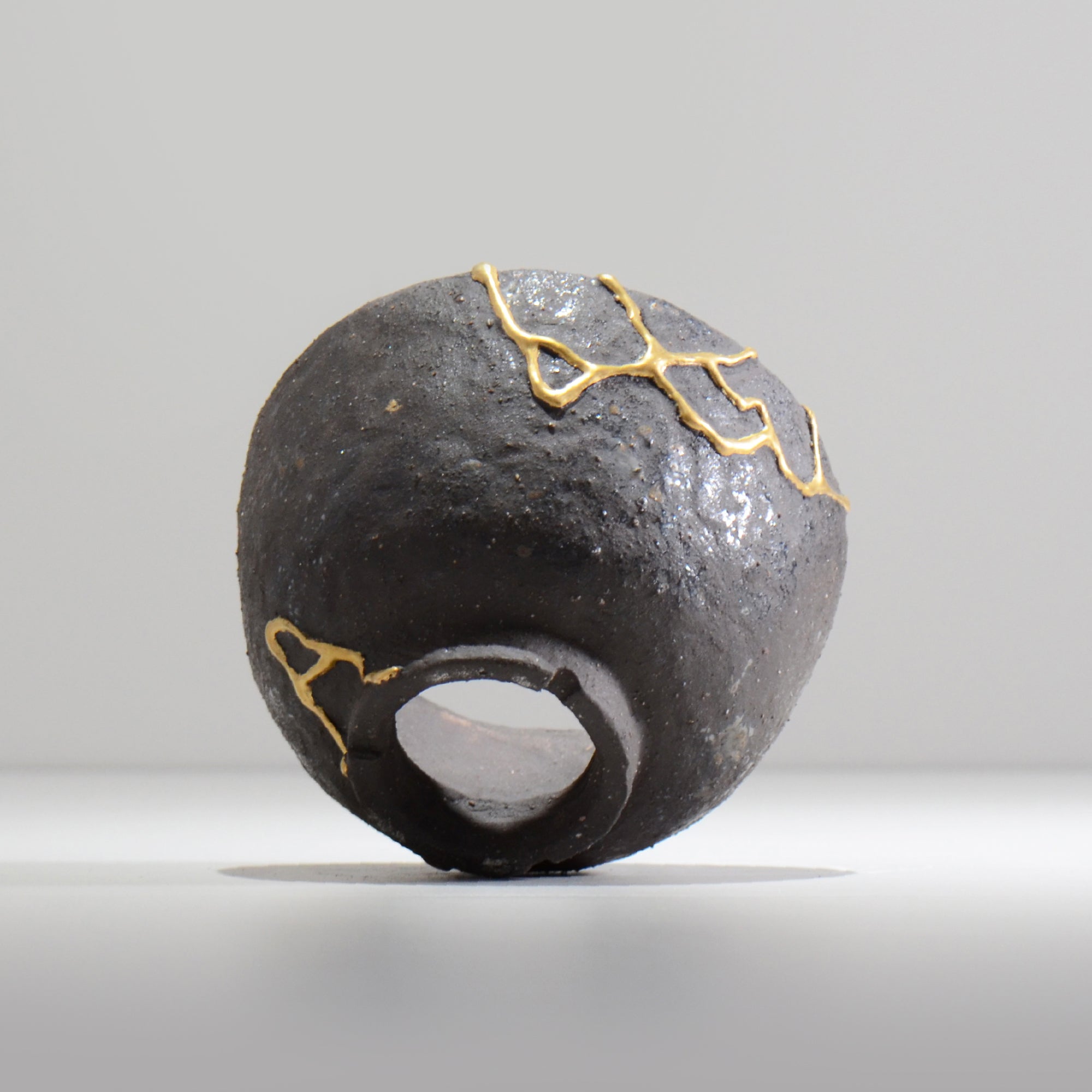 キタマクラ研究所 / Vernacular_m_016_s / 約 φ13.5cm / 植木鉢