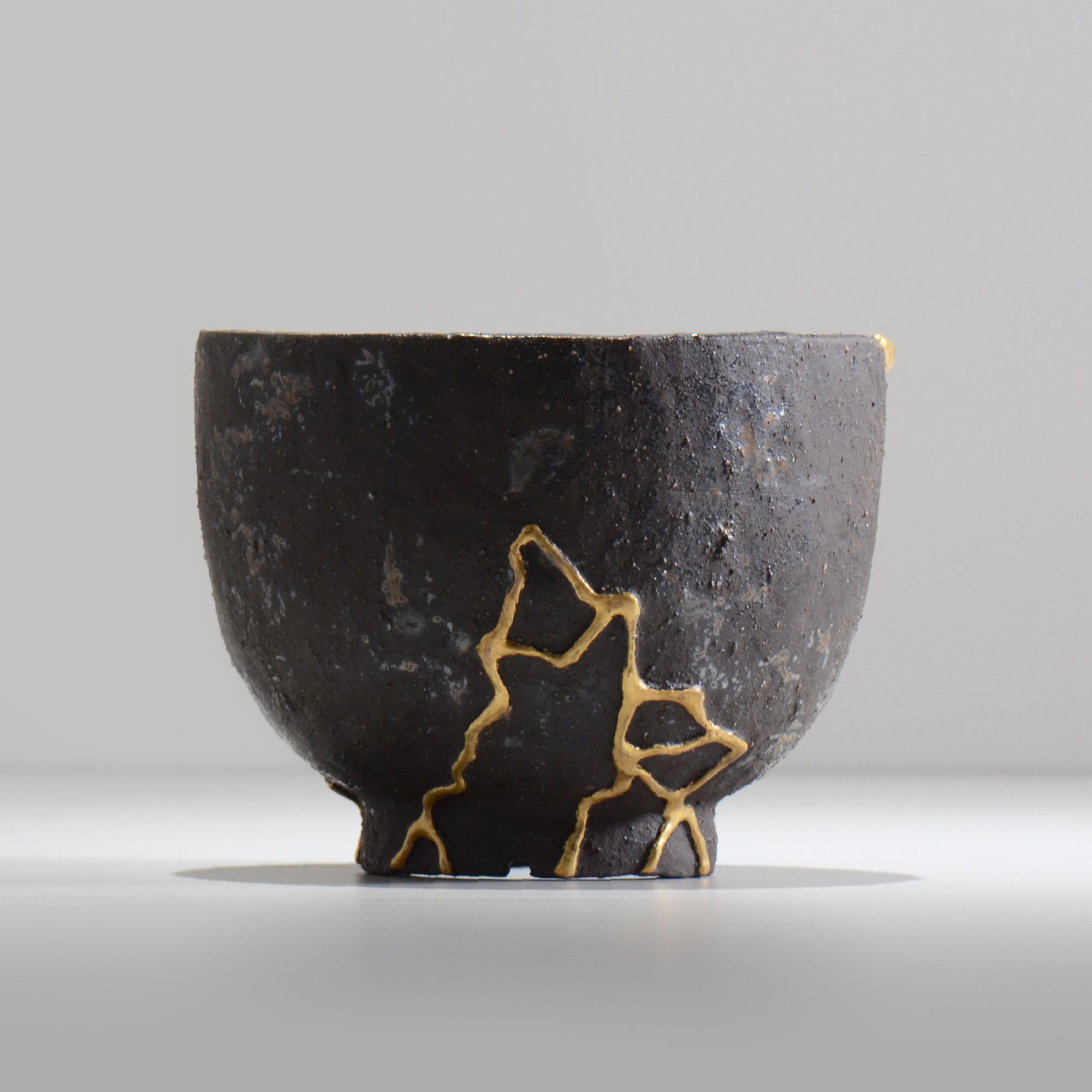 キタマクラ研究所 / Vernacular_m_018_m / 約 φ15.5cm / 植木鉢