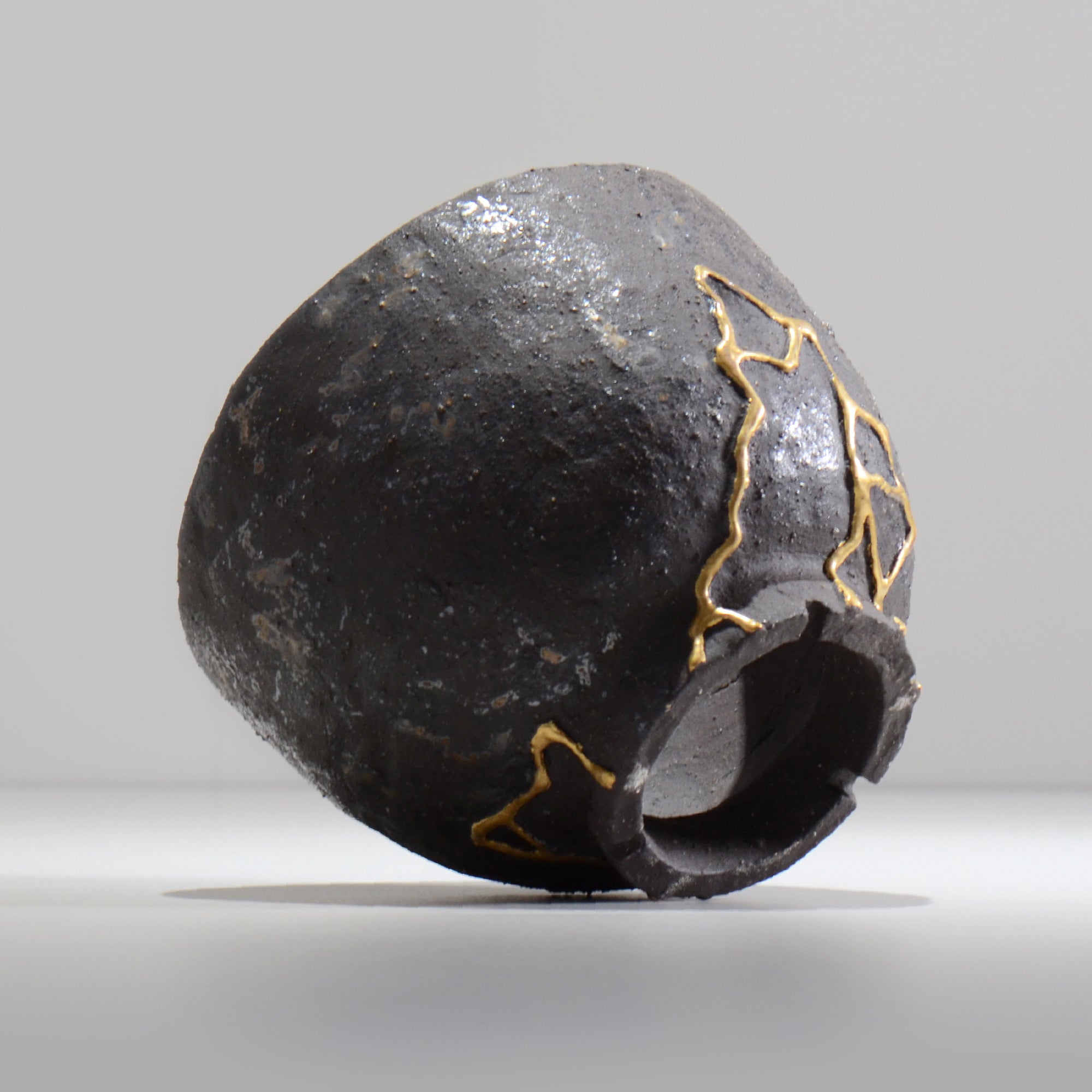 キタマクラ研究所 / Vernacular_m_018_m / 約 φ15.5cm / 植木鉢