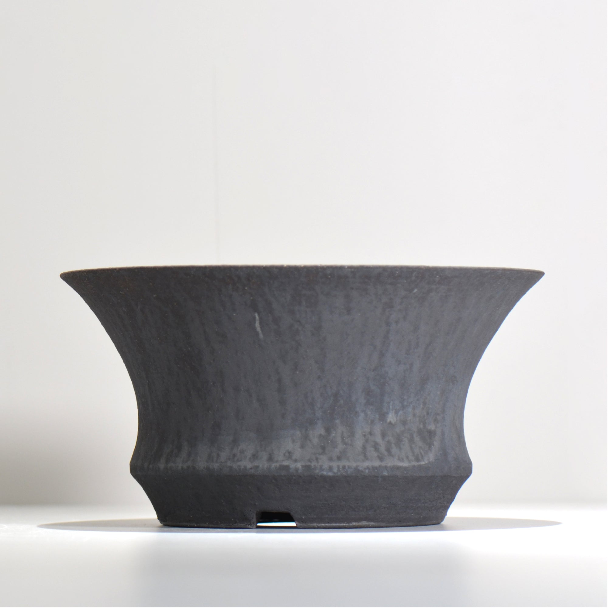 YATAGARASU / BIG 001 / 大鉢 / 約 φ28.7cm / 植木鉢