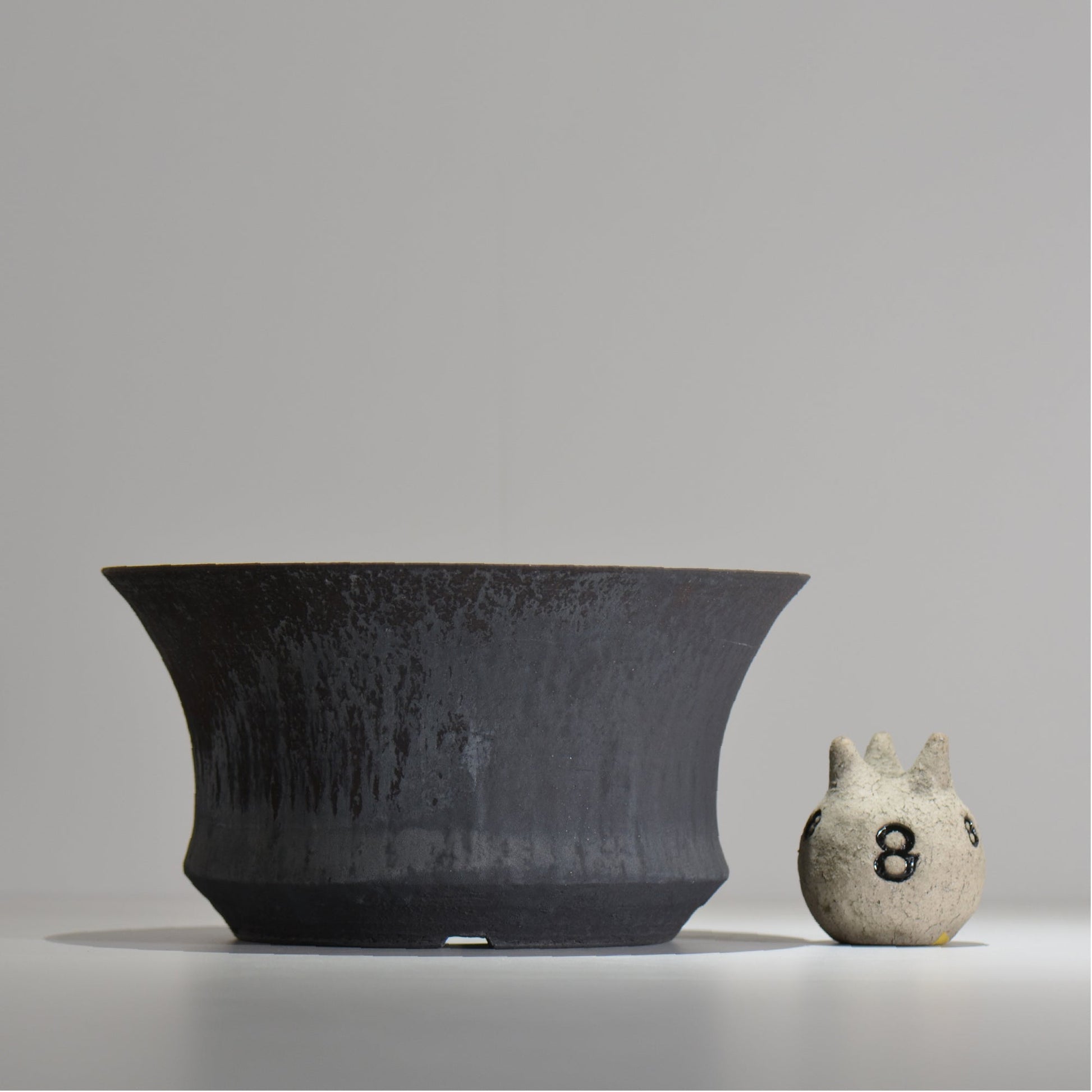 YATAGARASU / BIG 001 / 大鉢 / 約 φ28.7cm / 植木鉢