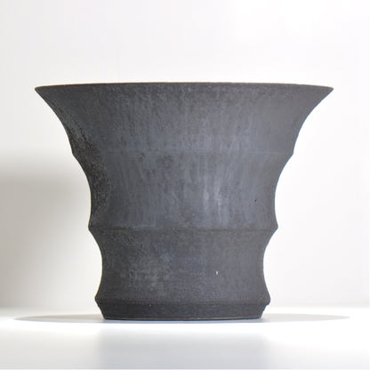 YATAGARASU / BIG 002 / 大鉢 / 約 φ28cm / 植木鉢