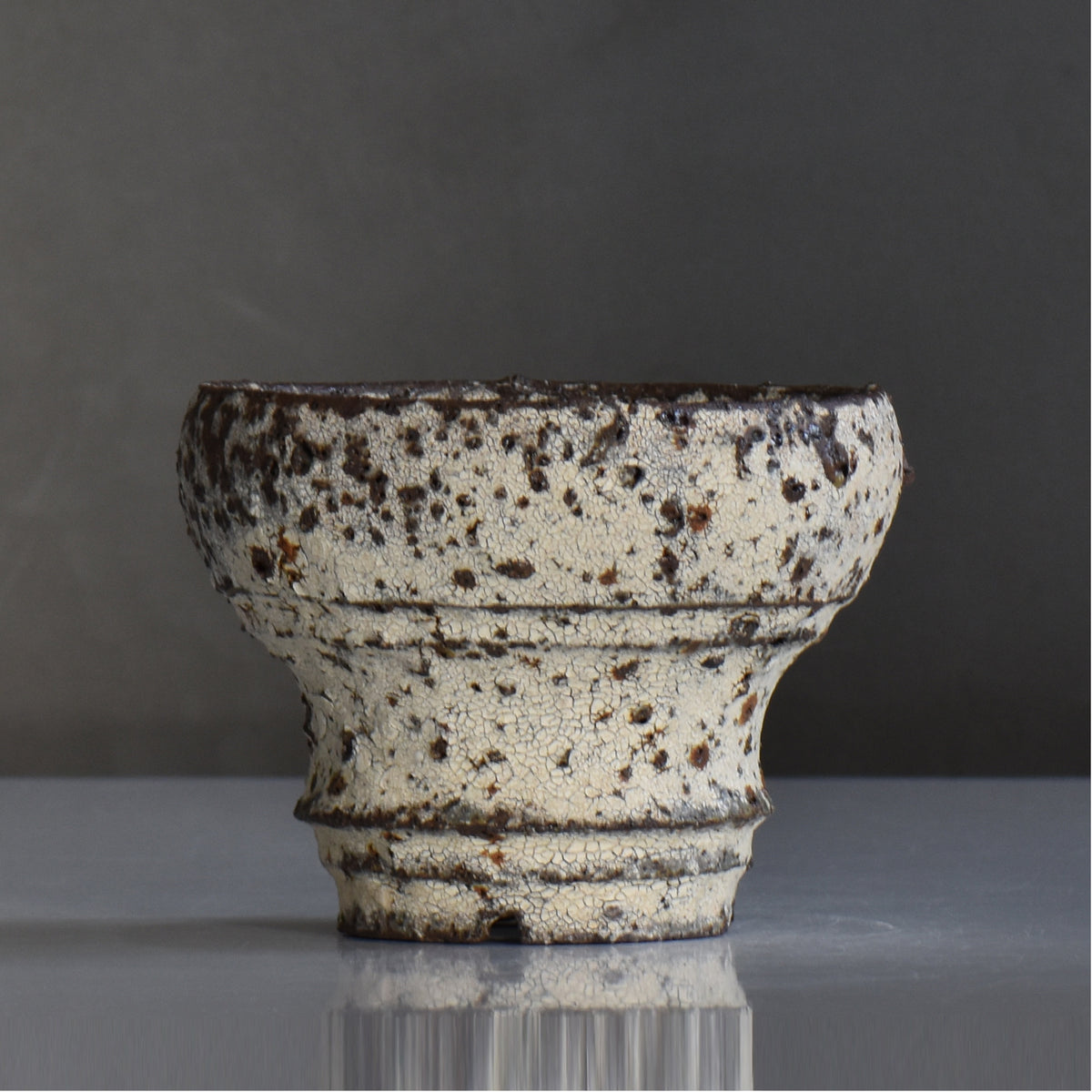 山下太 / 阿蘇石爆白裂 / yf_04_m / 約 φ14cm / 植木鉢