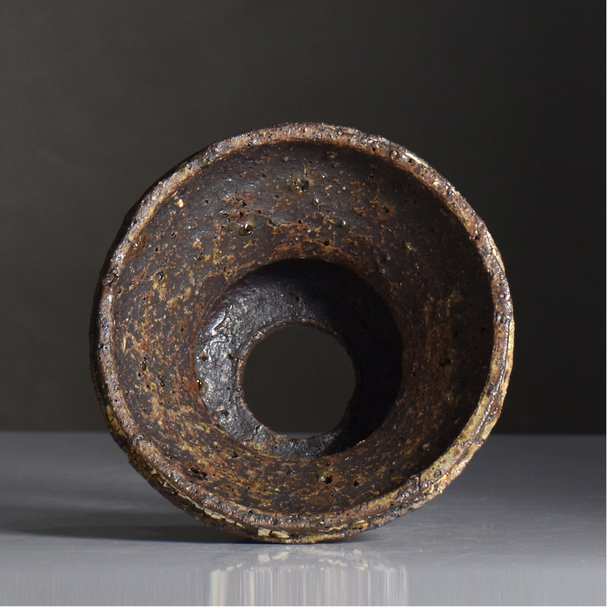 山下太 / 阿蘇石爆白裂 / yf_07_m / 約 φ14.5cm / 植木鉢