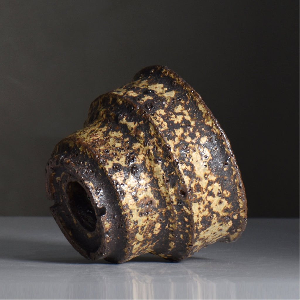 山下太 / 阿蘇石黄裂マダラ灰釉 / yf_09_m / 約 φ15cm / 植木鉢