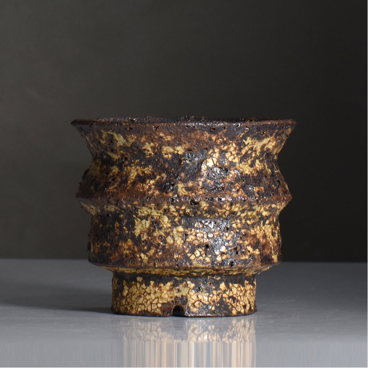 山下太 / 阿蘇石黄裂マダラ灰釉 / yf_11_m / 約 φ13.5cm / 植木鉢