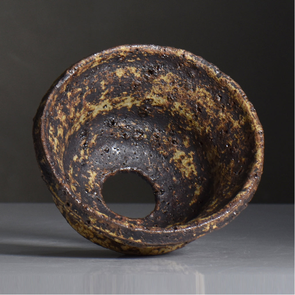 山下太 / 阿蘇石黄裂マダラ灰釉 / yf_13_l / 約 φ15.5cm / 植木鉢