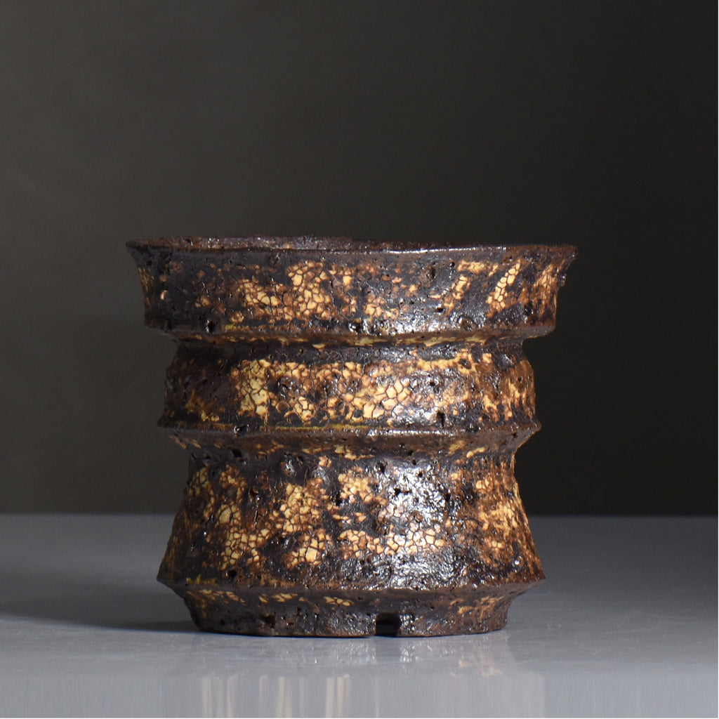 山下太 / 阿蘇石黄裂マダラ灰釉 / yf_14_m / 約 φ13.5cm / 植木鉢