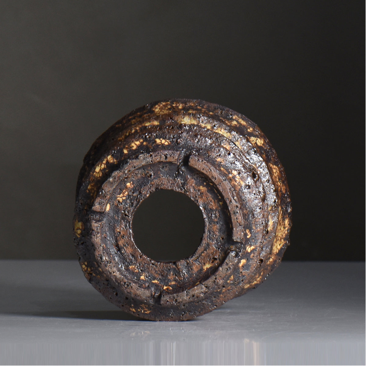 山下太 / 阿蘇石黄裂マダラ灰釉 / yf_14_m / 約 φ13.5cm / 植木鉢
