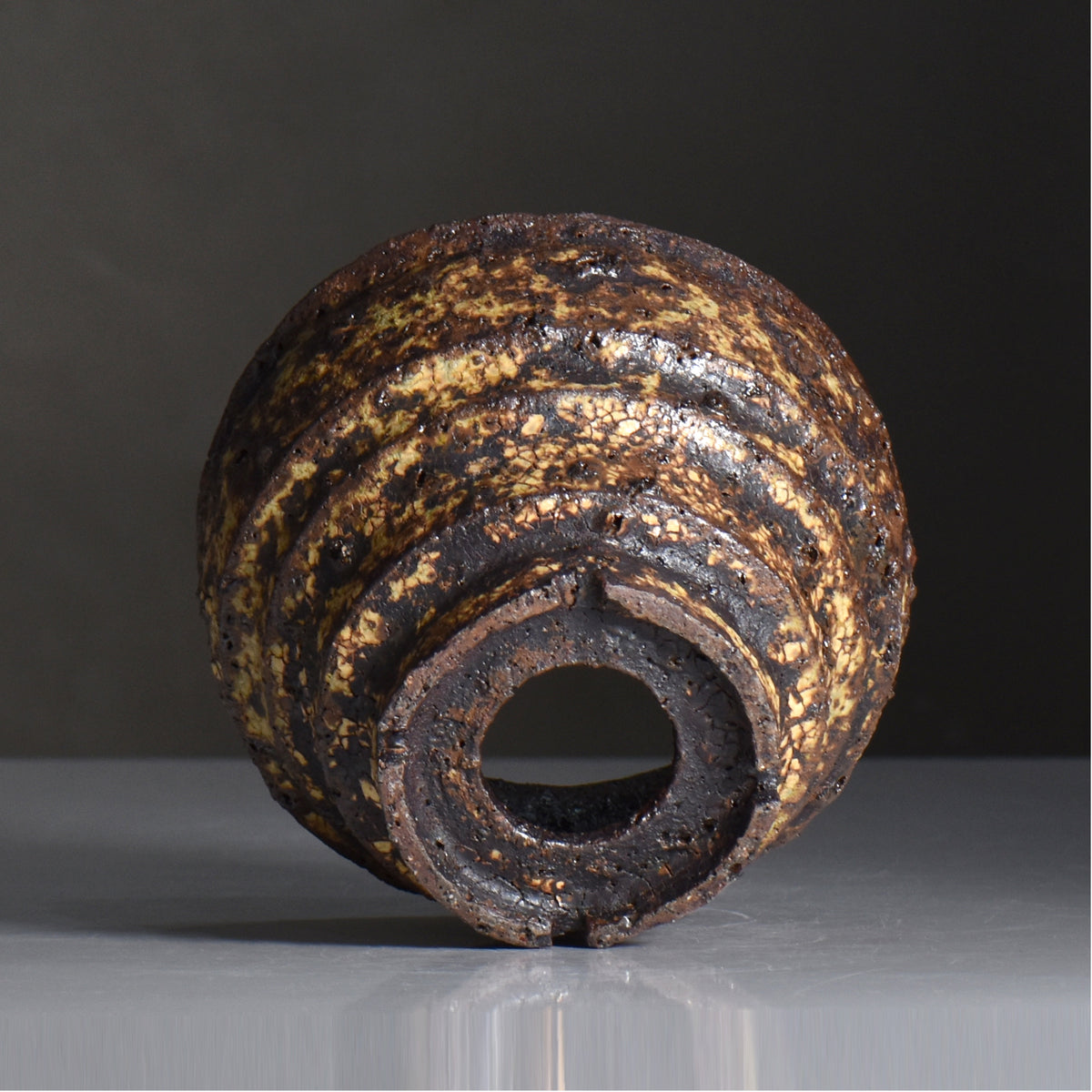 山下太 / 阿蘇石黄裂マダラ灰釉 / yf_16_m / 約 φ14cm / 植木鉢