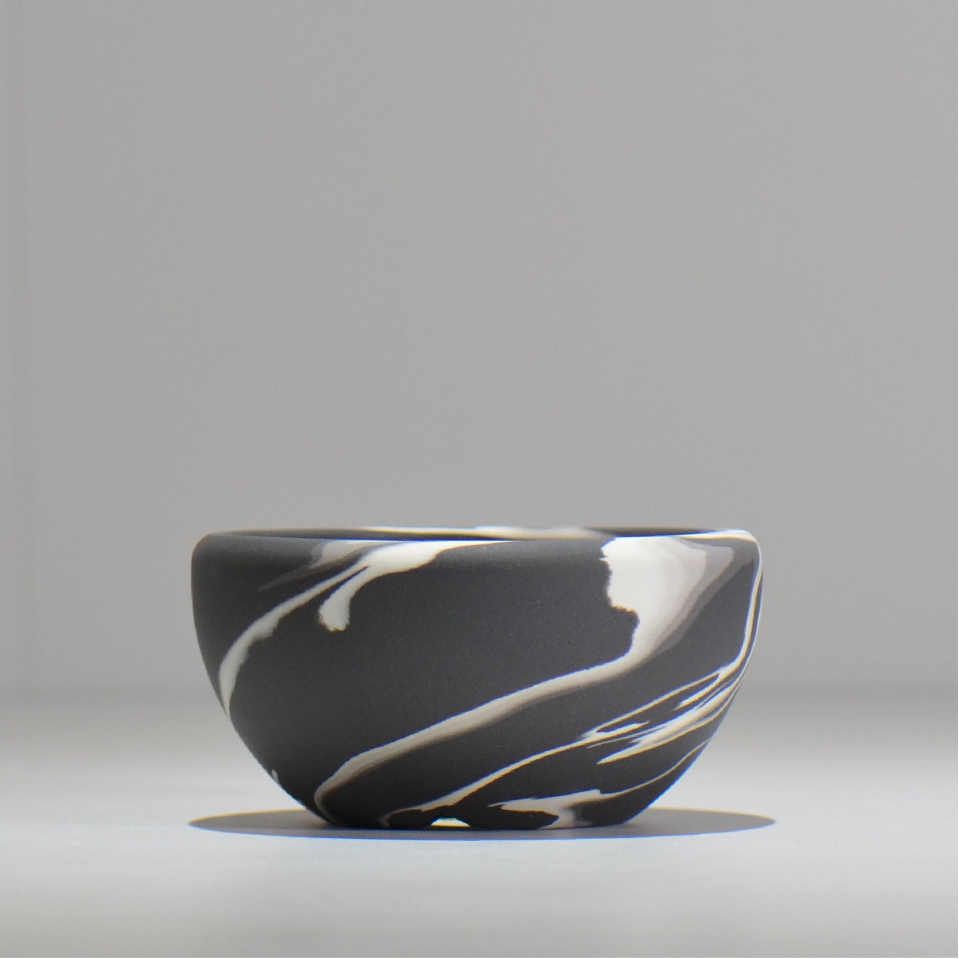 山本真郎 / 黒仙-kokusen / ys_ks01_s/ 約φ11cm / 植木鉢