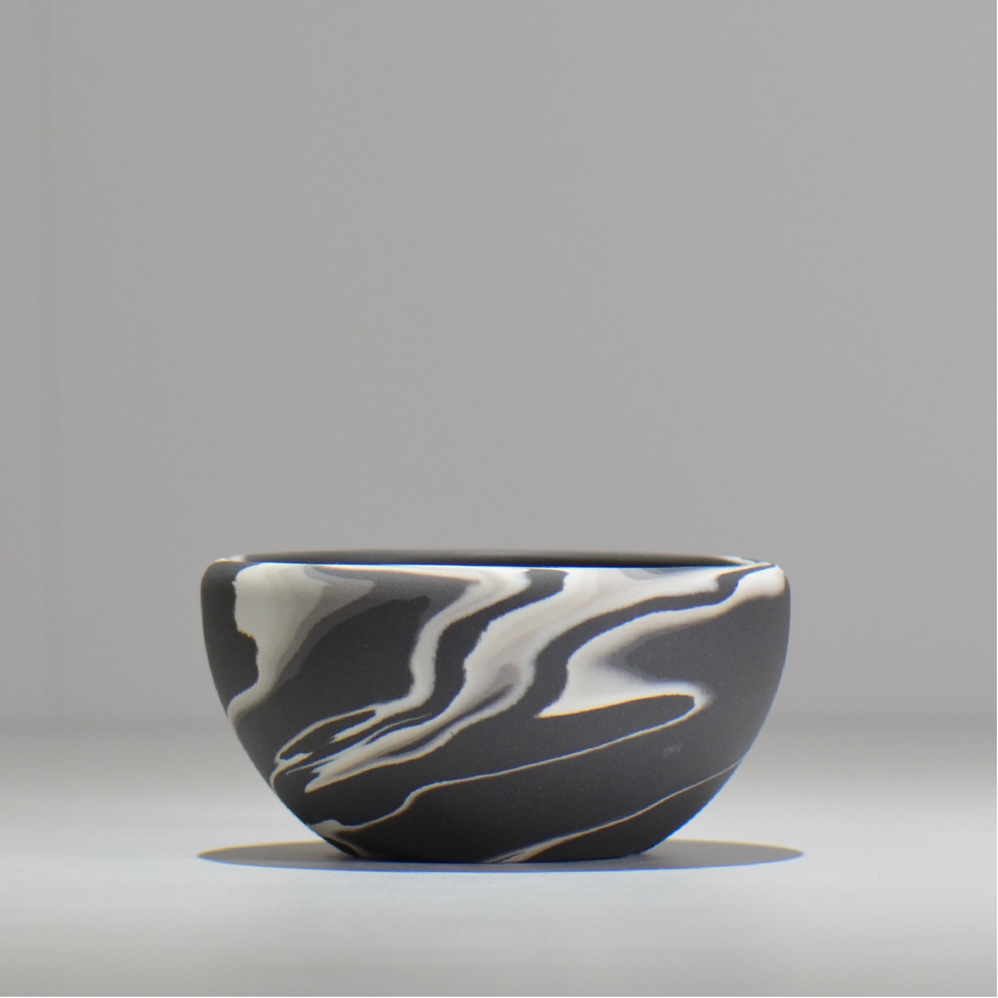 山本真郎 / 黒仙-kokusen / ys_ks01_s/ 約φ11cm / 植木鉢