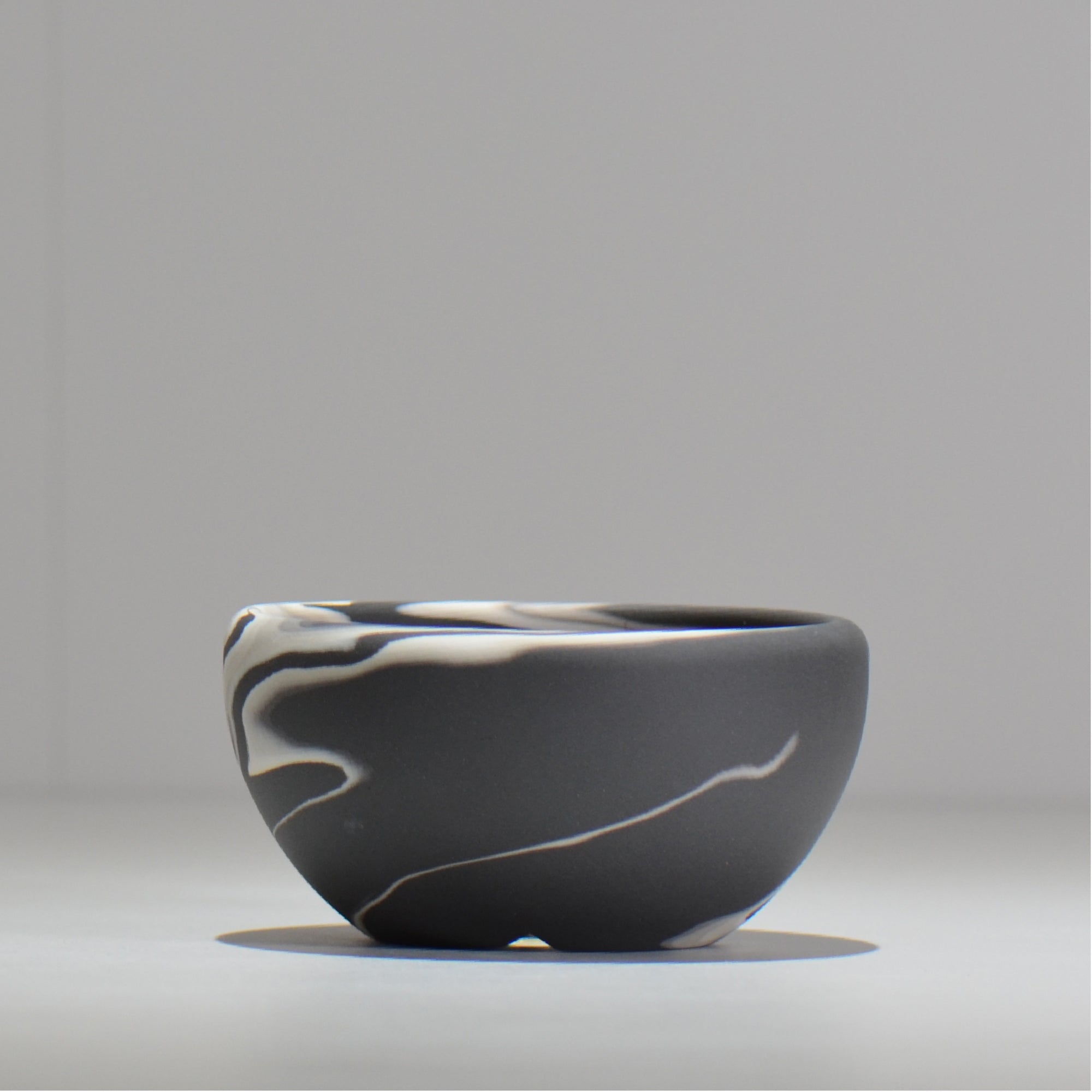 山本真郎 / 黒仙-kokusen / ys_ks01_s/ 約φ11cm / 植木鉢