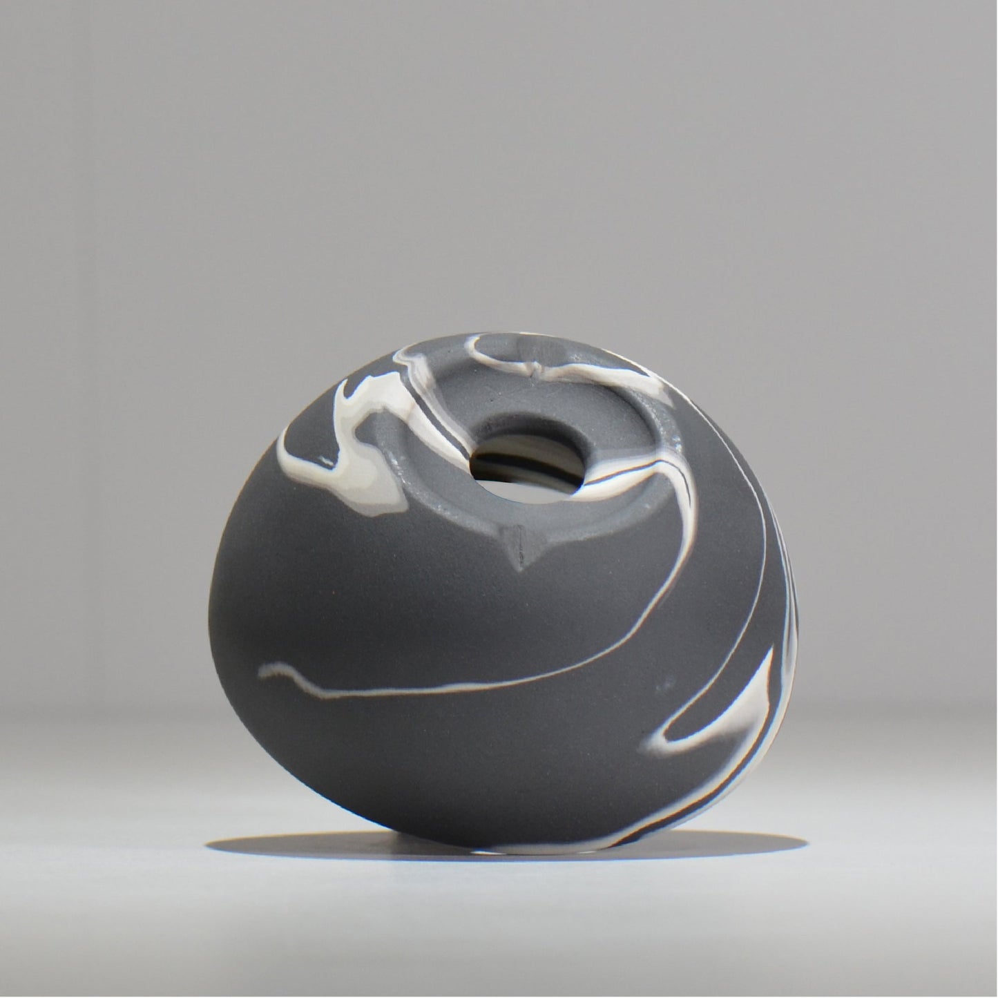 山本真郎 / 黒仙-kokusen / ys_ks01_s/ 約φ11cm / 植木鉢