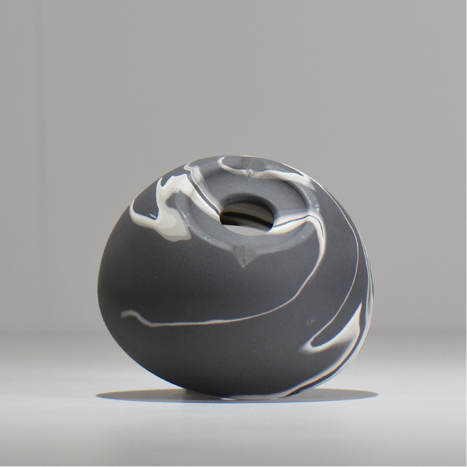 山本真郎 / 黒仙-kokusen / ys_ks01_s/ 約φ11cm / 植木鉢