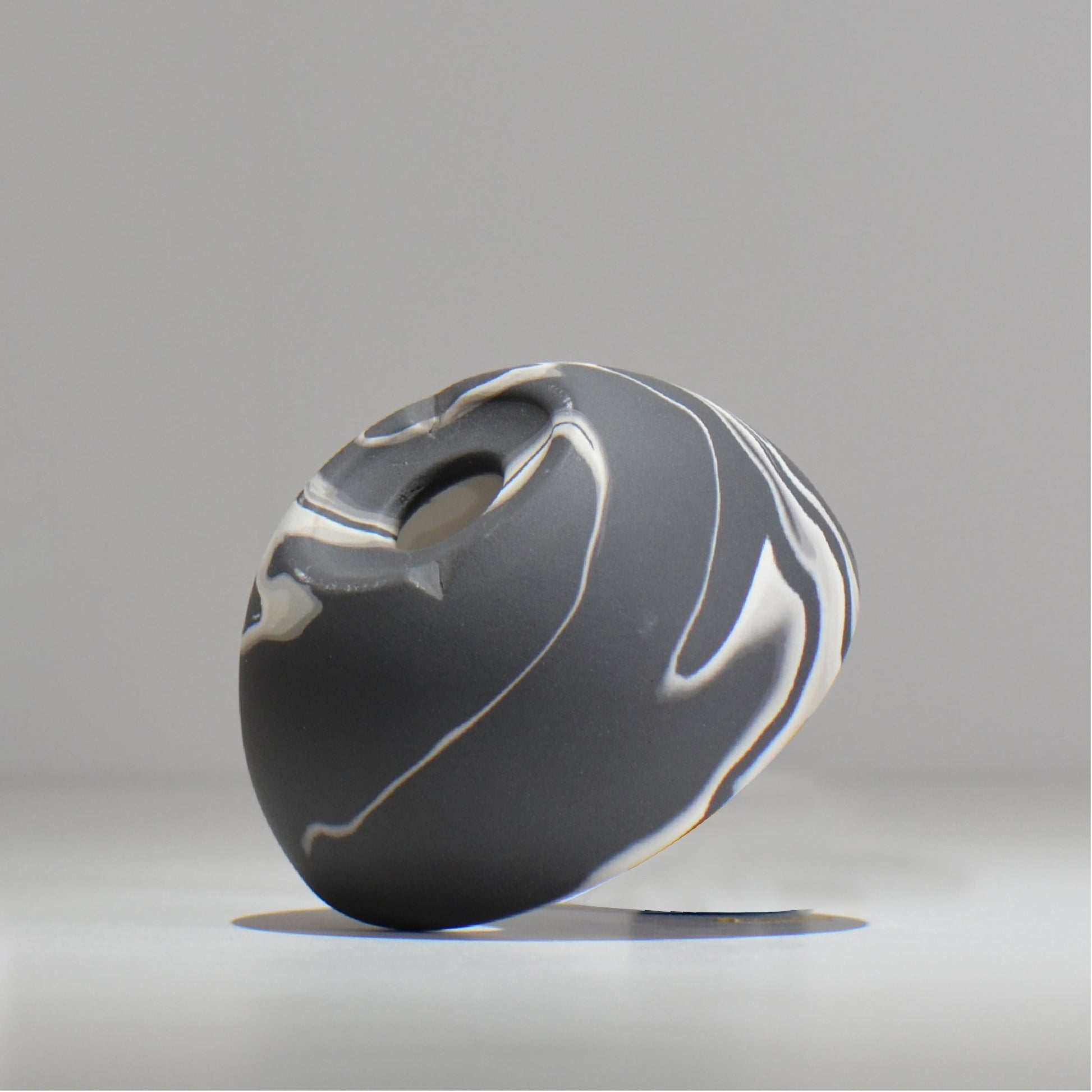 山本真郎 / 黒仙-kokusen / ys_ks01_s/ 約φ11cm / 植木鉢