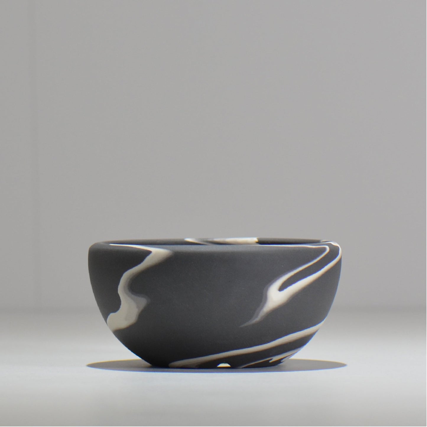 山本真郎 / 黒仙-kokusen / ys_ks02_s/ 約φ11cm / 植木鉢