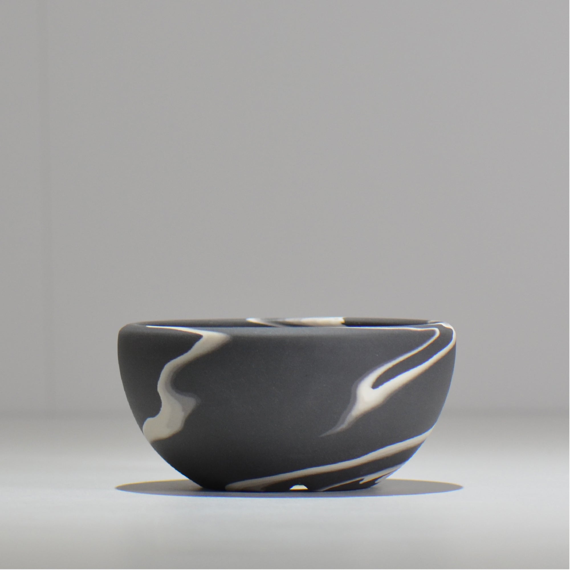 山本真郎 / 黒仙-kokusen / ys_ks02_s/ 約φ11cm / 植木鉢