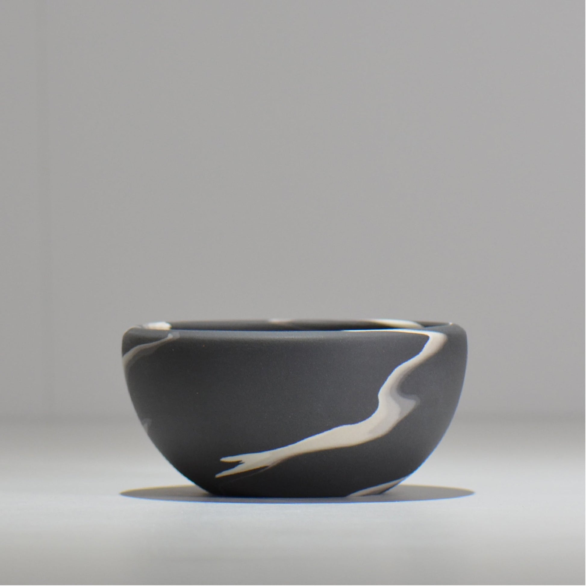 山本真郎 / 黒仙-kokusen / ys_ks02_s/ 約φ11cm / 植木鉢