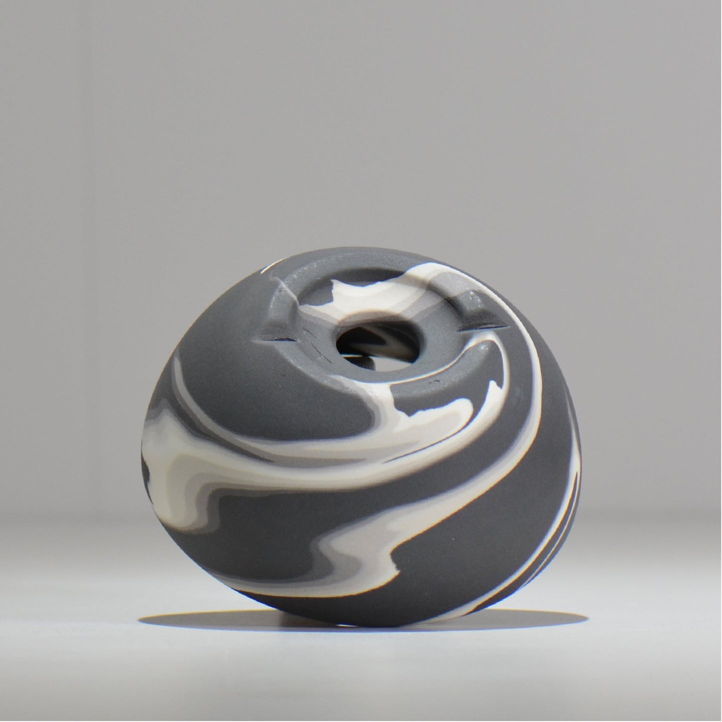 山本真郎 / 黒仙-kokusen / ys_ks02_s/ 約φ11cm / 植木鉢