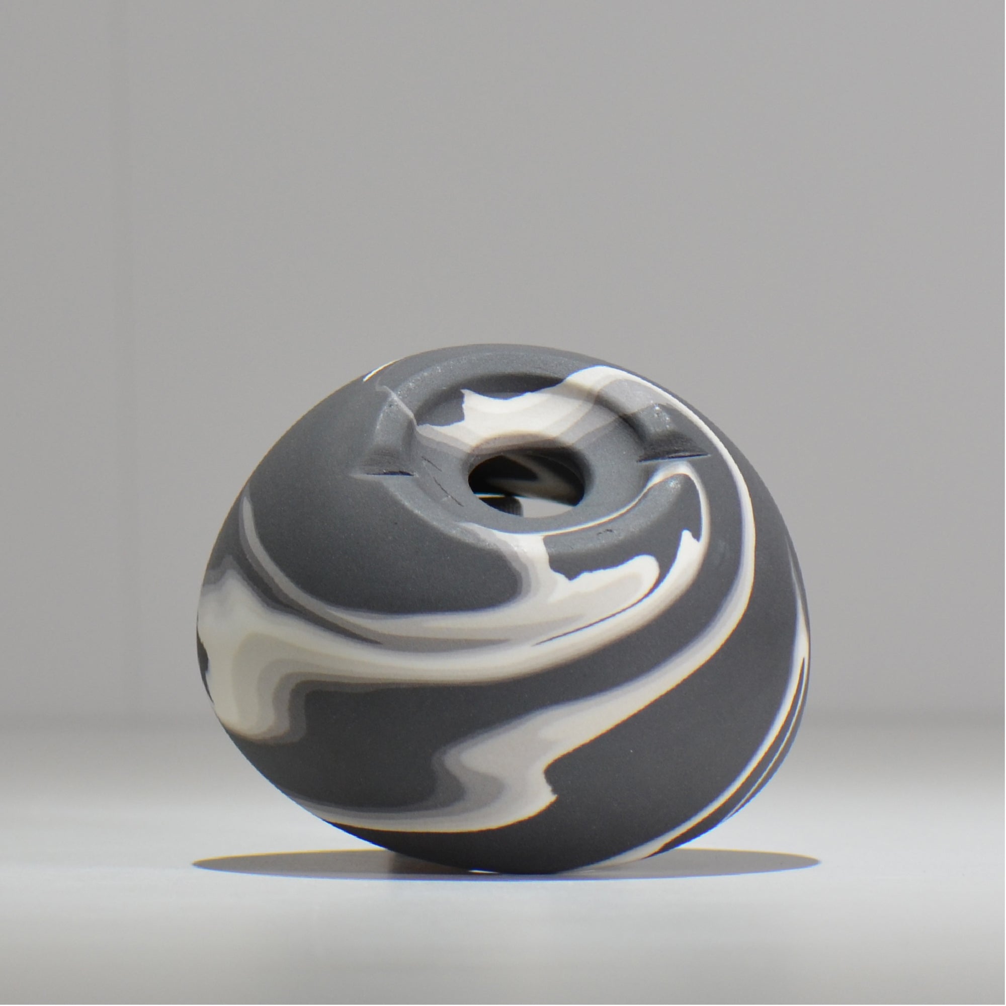 山本真郎 / 黒仙-kokusen / ys_ks02_s/ 約φ11cm / 植木鉢