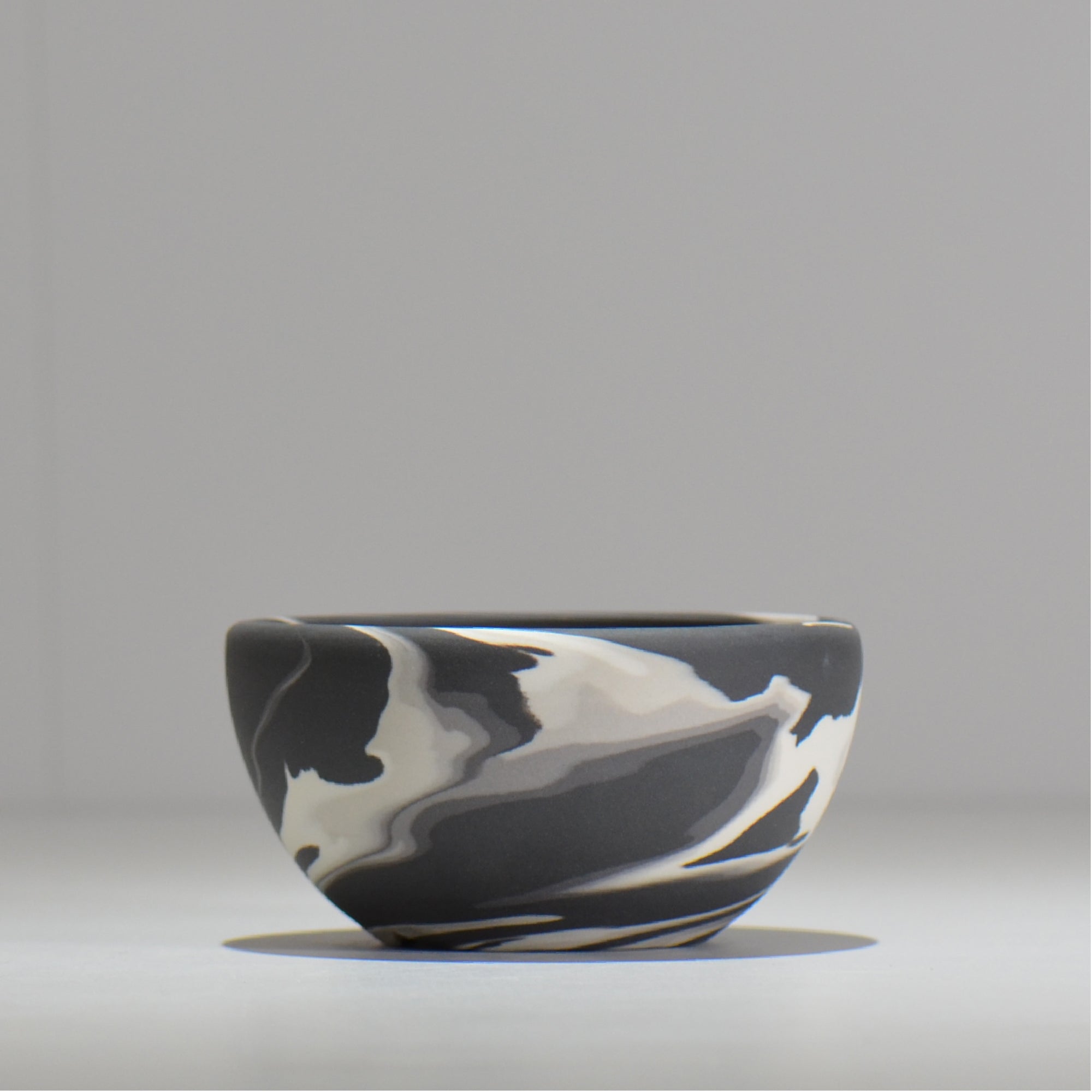 山本真郎 / 黒仙-kokusen / ys_ks04_s/ 約φ11.3cm / 植木鉢