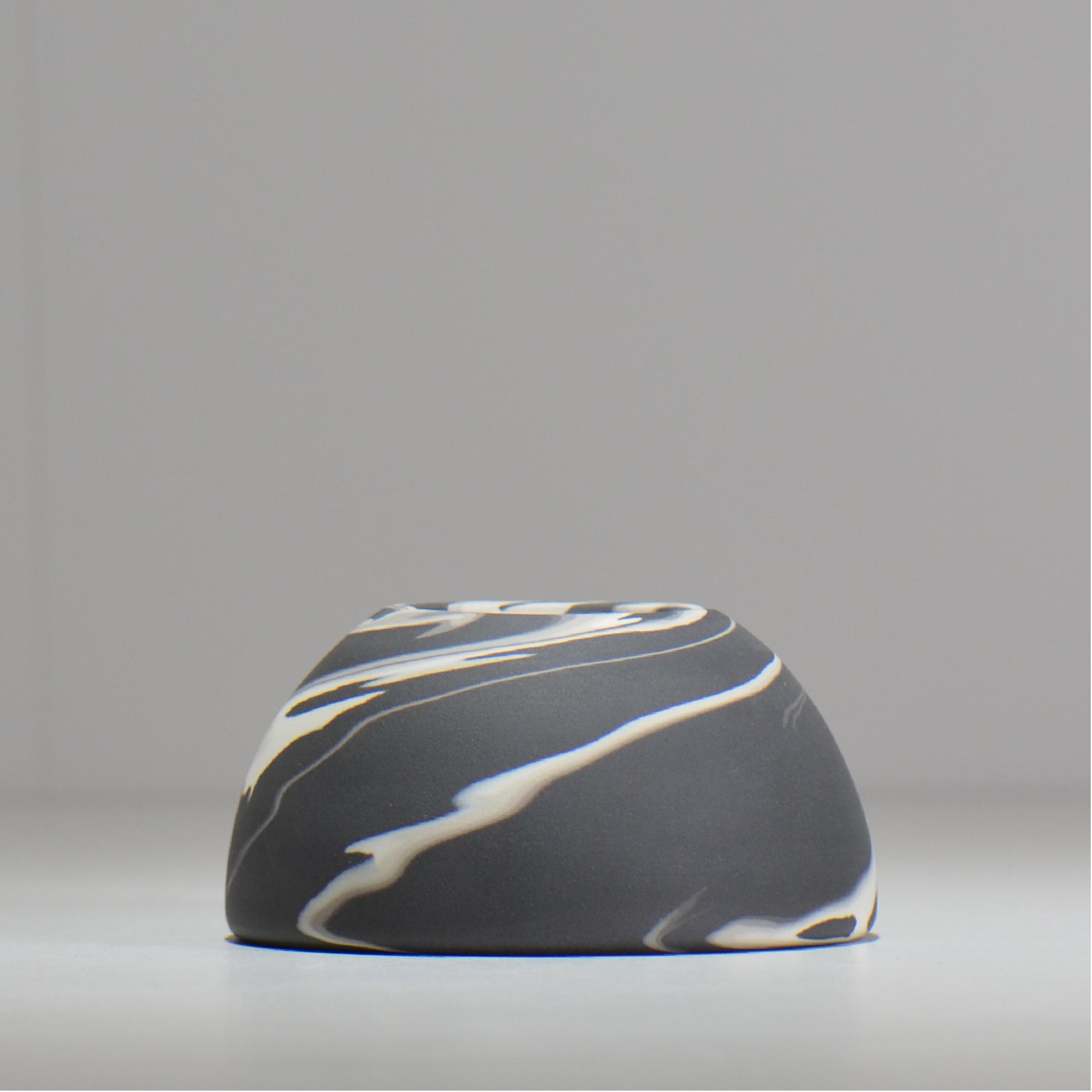 山本真郎 / 黒仙-kokusen / ys_ks04_s/ 約φ11.3cm / 植木鉢