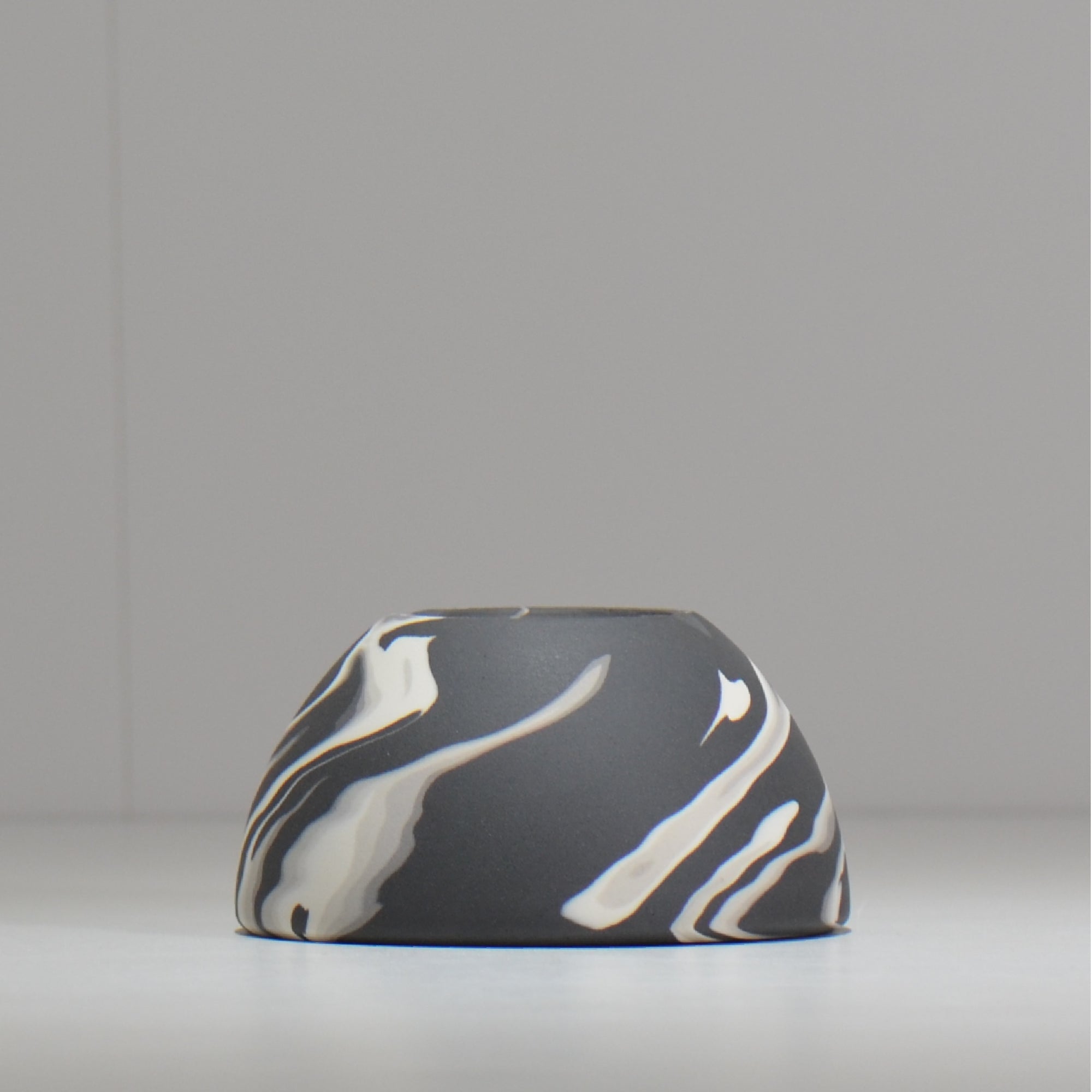 山本真郎 / 黒仙-kokusen / ys_ks13_xs/ 約φ11cm / 植木鉢